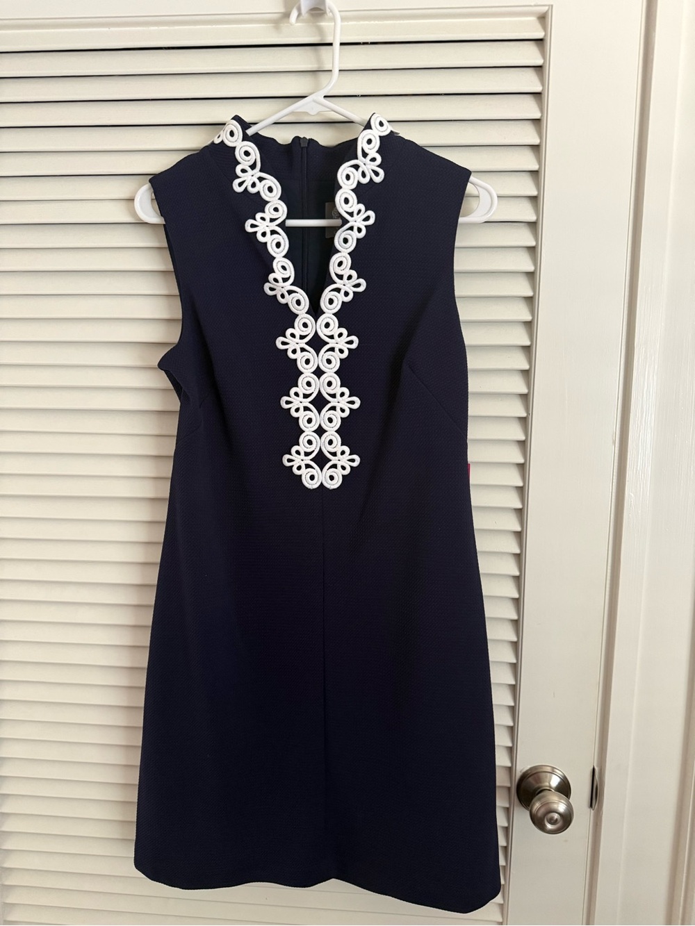 Vince Camuto Navy Sleeveless Shift Dress with White Trim
